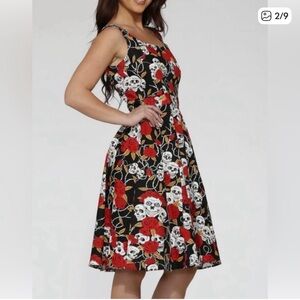 Red and White Skull and Rose Print Flare Skirt